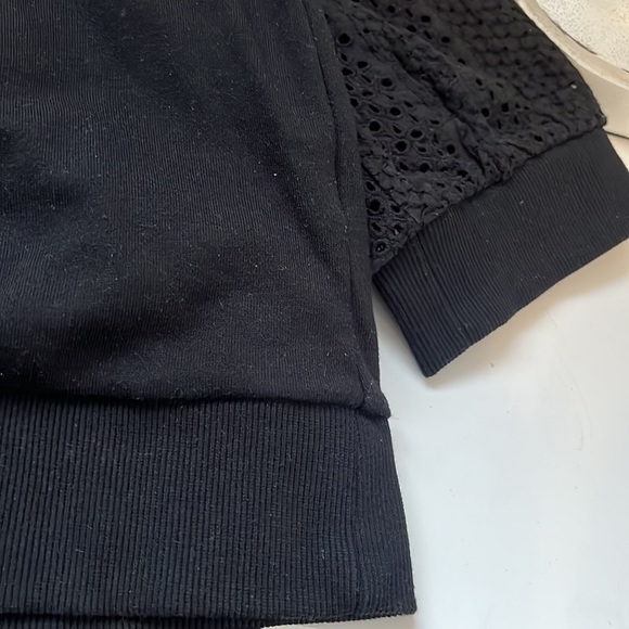 Black Floral Eyelet Pattern Sweater - Picture 4 of 4